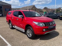 Mitsubishi L200 2.4 L200 Barbarian DI-D Auto 4WD 4