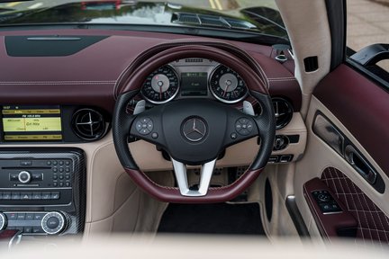 Mercedes-Benz SLS AMG GT ROADSTER- I OF ONLY 2 UK Cars 20