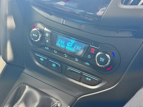 Ford Focus 2.0T EcoBoost ST-3 Euro 5 (s/s) 5dr 17