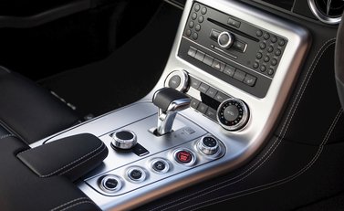 Mercedes-Benz SLS AMG 20