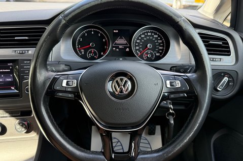 Volkswagen Golf SE TSI BMT - ADAPTIVE CRUISE -MADRID ALLOYS -12 SERVICES -NEW MOT 7