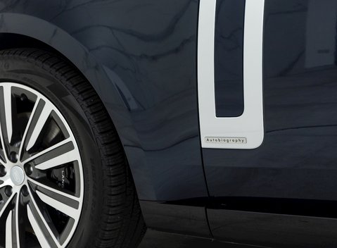 Land Rover Range Rover P530 Autobiography LWB 7 Seater 27