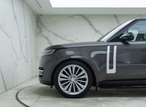 Land Rover Range Rover P530 FIRST EDITION 39