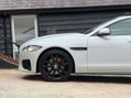 Jaguar XF 3.0d V6 S Saloon 4dr Diesel Auto Euro 6 (s/s) (300 ps) 9