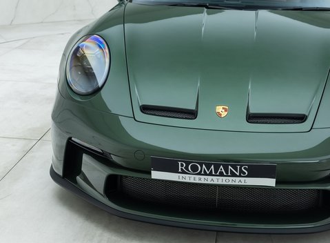 Porsche 911 GT3 TOURING (992) 32