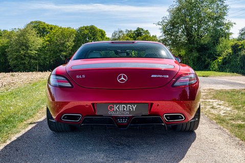 Mercedes-Benz SLS Coupe 21