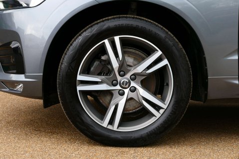 Volvo XC60 2.0 XC60 R-Design B5 MHEV AWD Auto 4WD 5dr 9