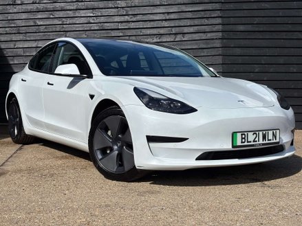 Tesla Model 3 Model 3 Standard Range + 4dr