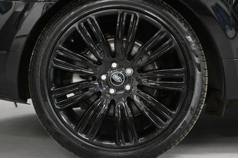 Land Rover Range Rover Sport 3.0 Range Rover Sport HSE Dynamic Black D MHEV Auto 4WD 5dr 35