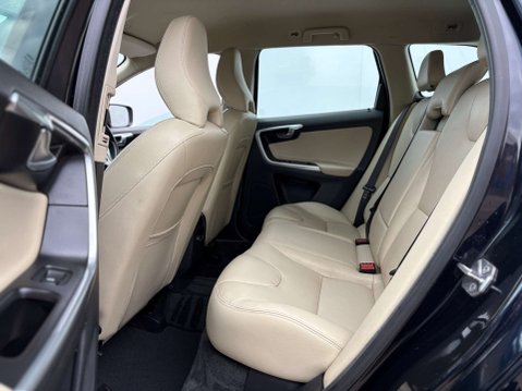 Volvo XC60 2.4 XC60 SE Luxury Nav D5 AWD Auto 4WD 5dr 52