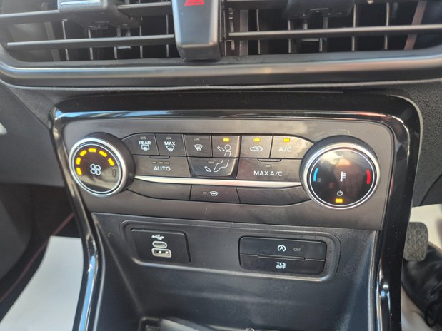 Ford Ecosport ST-LINE 19