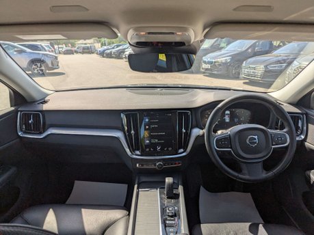 Volvo V60 2.0 V60 Momentum B4 MHEV Auto 5dr 2