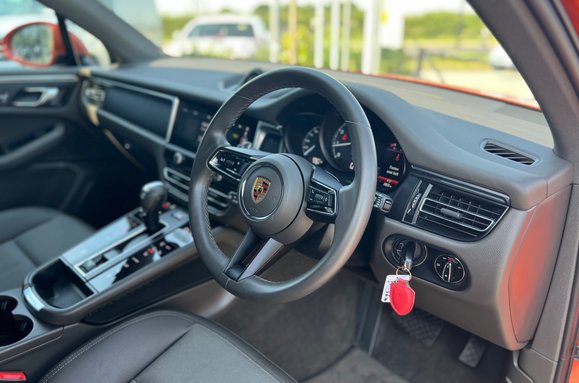 Porsche Macan PDK 25