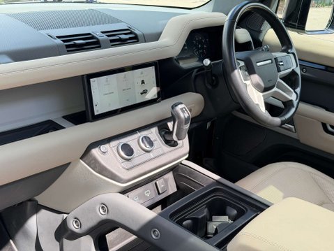 Land Rover Defender 3.0 Defender 90 XS Edition MHEV Auto 4WD 3dr 23