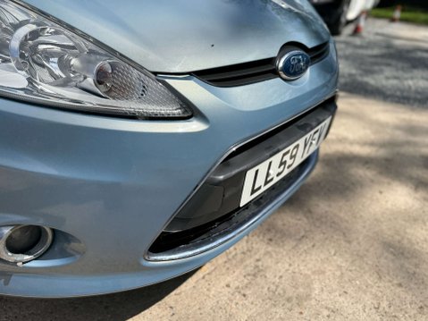 Ford Fiesta 1.4 Fiesta Titanium Auto 5dr 27