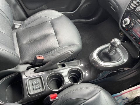 Nissan Juke 1.2 DIG-T Tekna Euro 5 (s/s) 5dr Euro 5 26