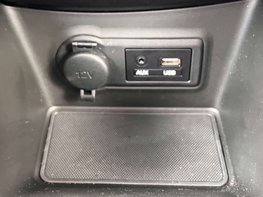 Hyundai ix20 1.6 ix20 SE Nav MPI Auto 5dr 37