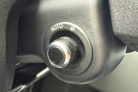 Land Rover Discovery SDV6 HSE - TWO OWNERS - 10 SERVICES - CAMBELT - TOWBAR 53