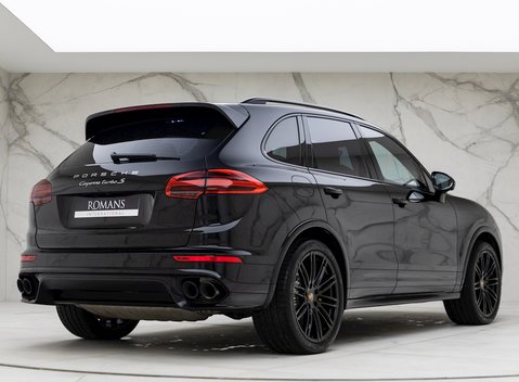 Porsche Cayenne Turbo S 7