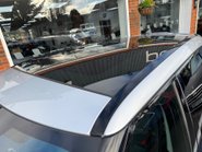 Land Rover Range Rover Velar 2.0 D240 HSE SUV 5dr Diesel Auto 4WD Euro 6 (s/s) (240 ps) 15