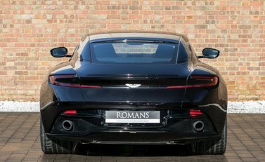 Aston Martin DB11 Launch Edition 5