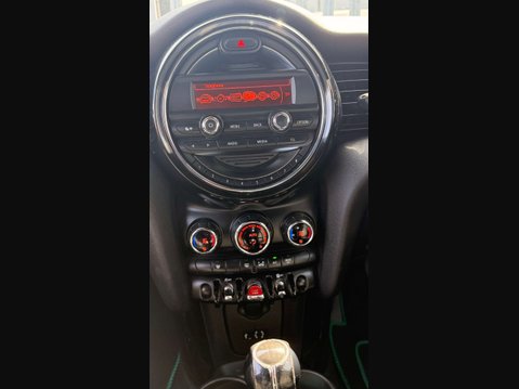Mini Hatch 1.5 Cooper D 3dr 27