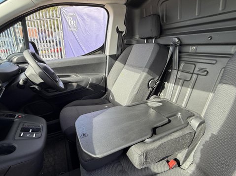 Peugeot e-Partner 750 50kWh Professional Premium Long Panel Van 6dr Electric Auto LWB (136 ps 28