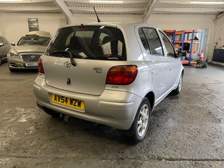 Toyota Yaris 1.3 VVT-i T Spirit 5dr 8