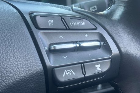Hyundai KONA 39kWh Premium SUV 5dr Electric Auto (10.5kW Charger) (136 ps) 24