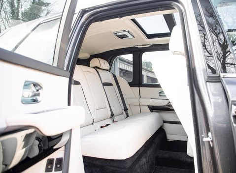 Rolls-Royce Cullinan 16