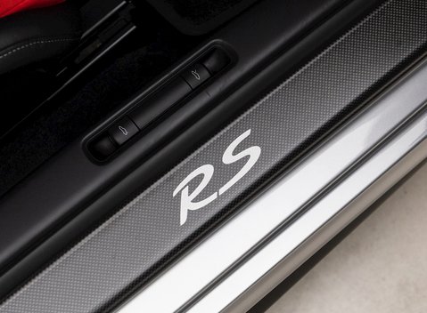 Porsche 911 (997) GT2 RS 18