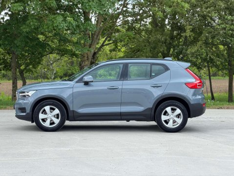 Volvo XC40 1.5 XC40 Momentum Core T2 5dr 10
