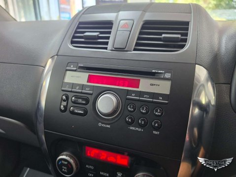 Suzuki SX4 1.6 SZ5 4Grip Euro 5 5dr 35