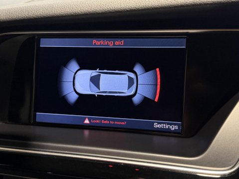 Audi A4 2.0 TDI S line quattro Euro 5 (s/s) 5dr 26