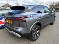 Nissan Qashqai DIG-T N-CONNECTA MHEV 9