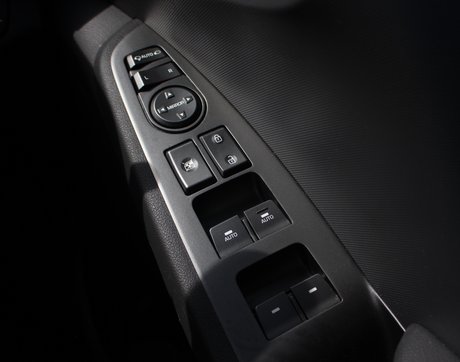 Hyundai IONIQ PREMIUM MHEV 17