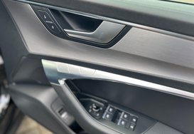 Audi A6 AVANT TDI QUATTRO S LINE AUTO 26