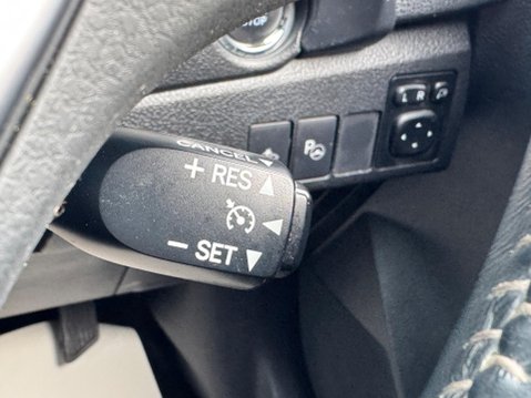 Toyota Auris 1.2 VVT-i Excel Euro 6 (s/s) 5dr 31