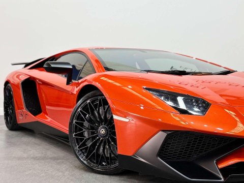 Lamborghini Aventador 6.5 V12 LP 750-4 Superveloce Coupe 2dr Petrol ISR 4WD Euro 6 (750 bhp) 7