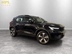 Volvo XC40 2.0 B4 MHEV Plus Dark SUV 5dr Petrol Hybrid DCT Auto Euro 6 (s/s) (197 ps)