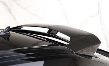 Lamborghini Urus NERO Design 30