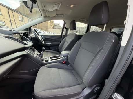 Ford Kuga ZETEC TDCI 16