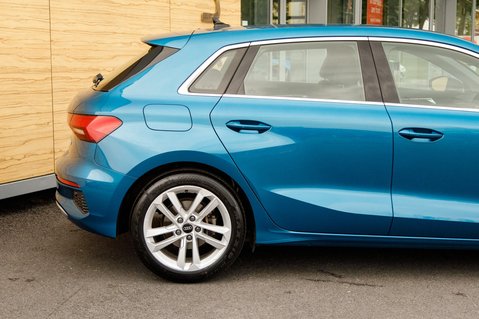 Audi A3 SPORTBACK TFSI SPORT MHEV 7