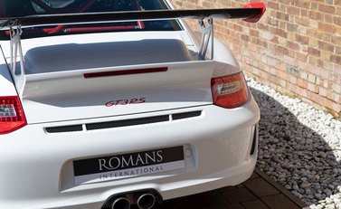 Porsche 911 GT3 RS (997.2) 25