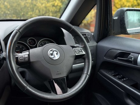 Vauxhall Zafira 1.8 Zafira Design Nav 5dr 21