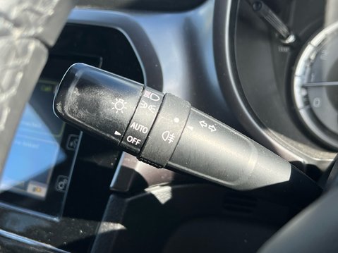 Suzuki Vitara SZ-T BOOSTERJET MHEV 34