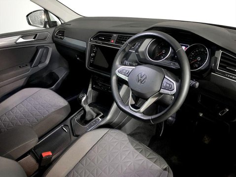 Volkswagen Tiguan 1.5 TSI Life SUV 5dr Petrol Manual Euro 6 (s/s) (150 ps) Air Con - Alloy Wh 24