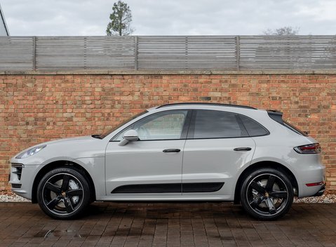 Porsche Macan Turbo 2