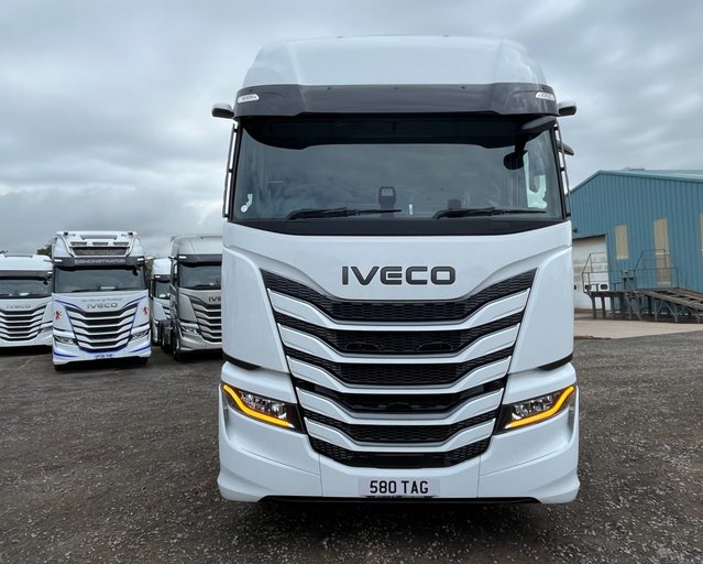 Iveco X-Way 580 Rear Steer Tag Axle