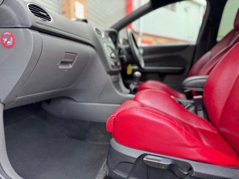 Ford Focus 2.5 SIV ST-500 Hatchback 5dr Petrol Manual (224 g/km, 221 bhp) 43